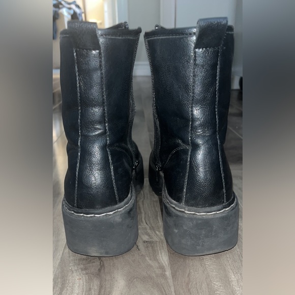 Women’s black combat boots - Picture 3 of 3